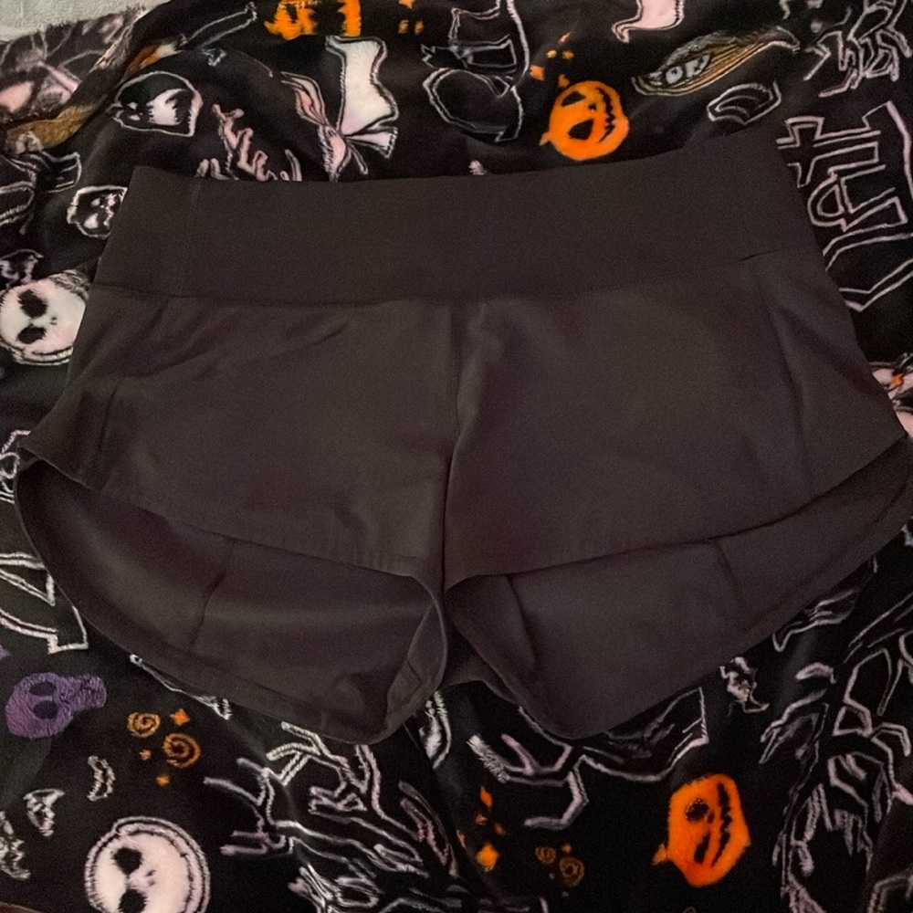 black Lululemon speed ups